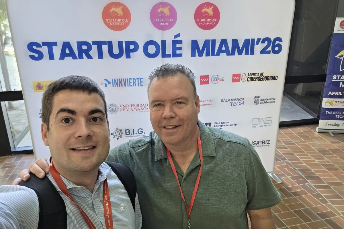 Álvaro Monzón and Emili Blanque from DeuSens at Startup OLÉ Miami 2026