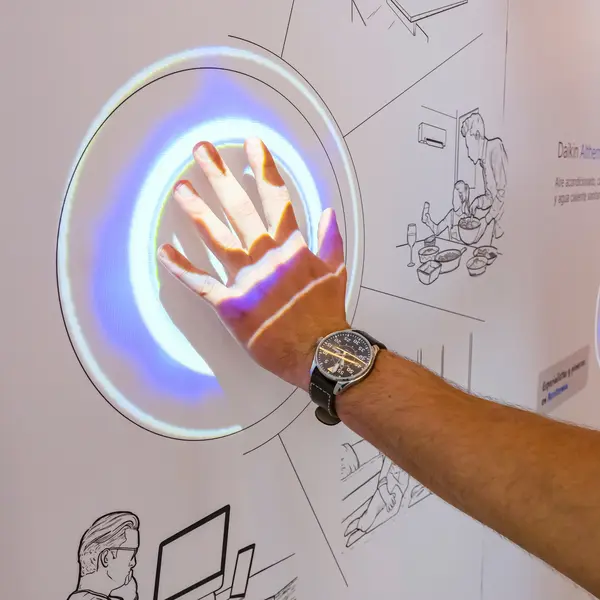 Immersive projection system