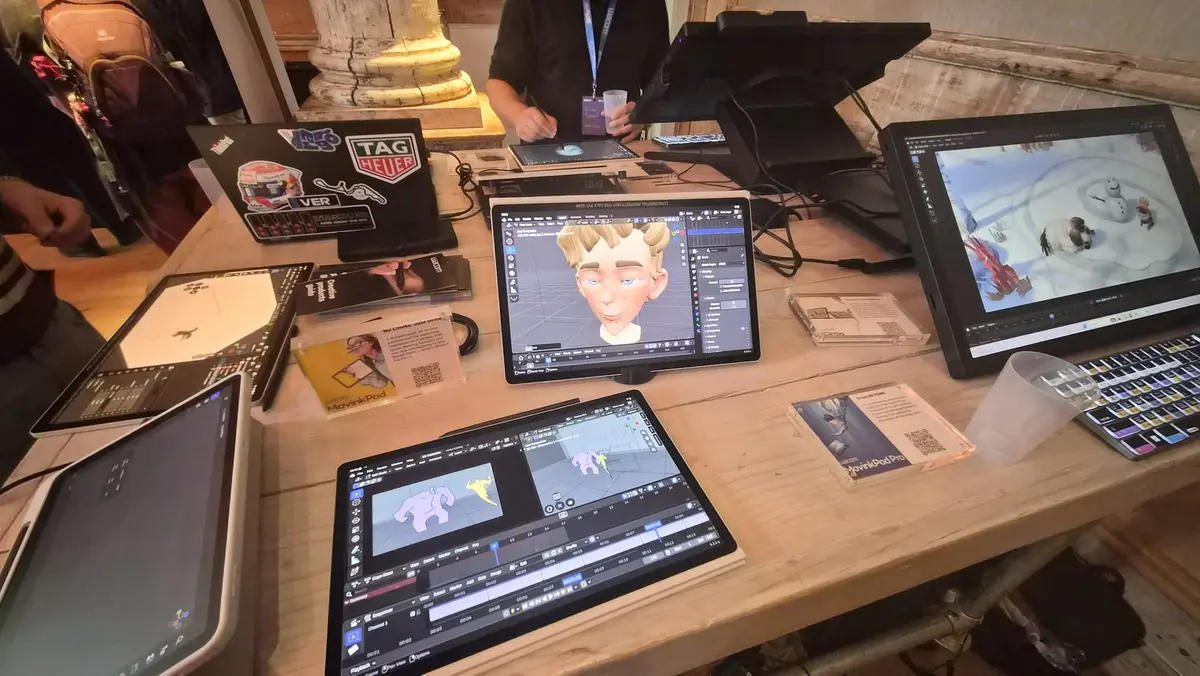 Tablet con Blender in una delle aree demo della Blender Conference 2026